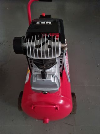 Compresor 24 litros 2 cv