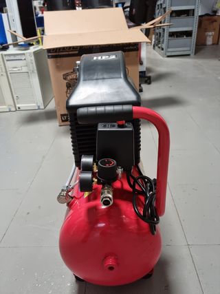 Compresor 24 litros 2 cv