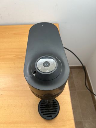 Cafetera De'Longhi Nespresso Vertuo con tara