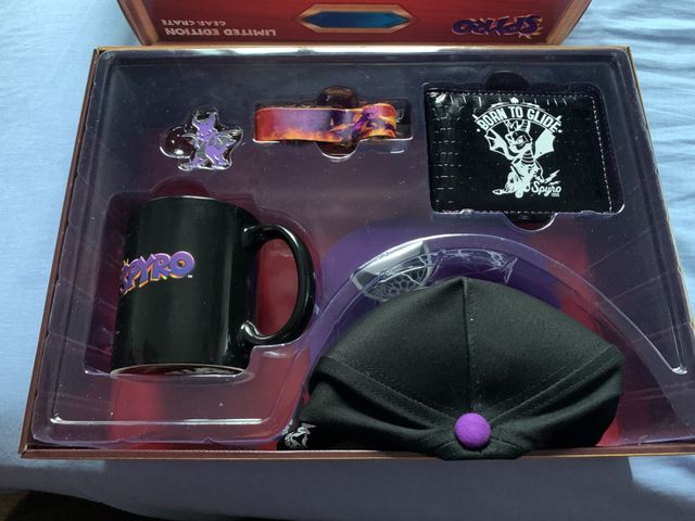 Caja Spyro limited edition gear crate