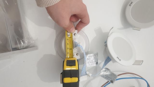 Plafones extraflat empotrables zigbee INSPIRE baño