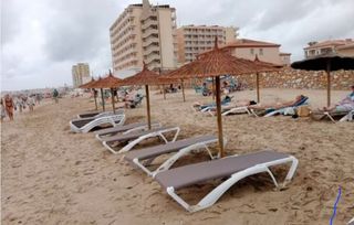 Pergolas y sombrillas de mimbre brezo