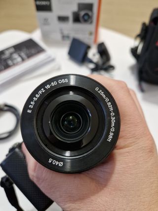 Fotocamera Sony alpha-5000 (ILCE-5000L)