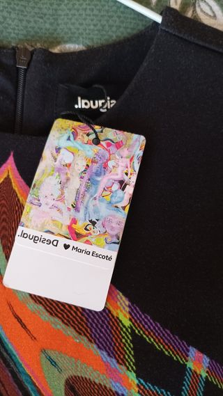 Vestido María Escoté para Desigual 