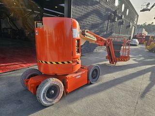 BRAZO ARTICULADO ELECTRICO JLG E300AJP