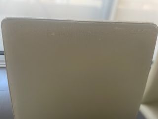 Sillas blancas comedor