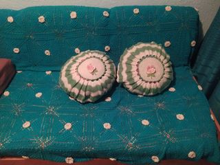 colcha ganchillo a mano.precio a negociar