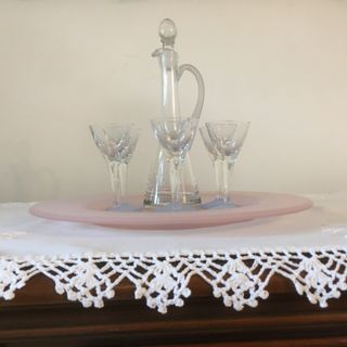 SET vassoio, brocca e sei bicchieri vetro satinato