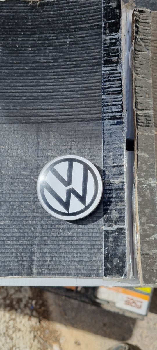 Logo llantas volkswagen