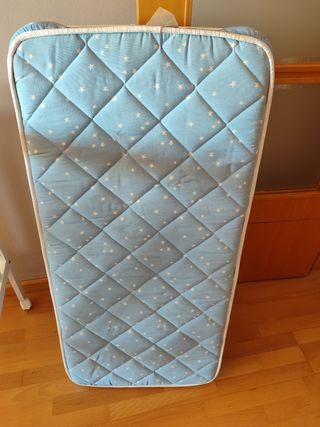 CUNA+COLCHÓN+EDREDÓN NIÑO