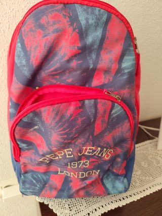 Mochila Pepe Jeans + estuche