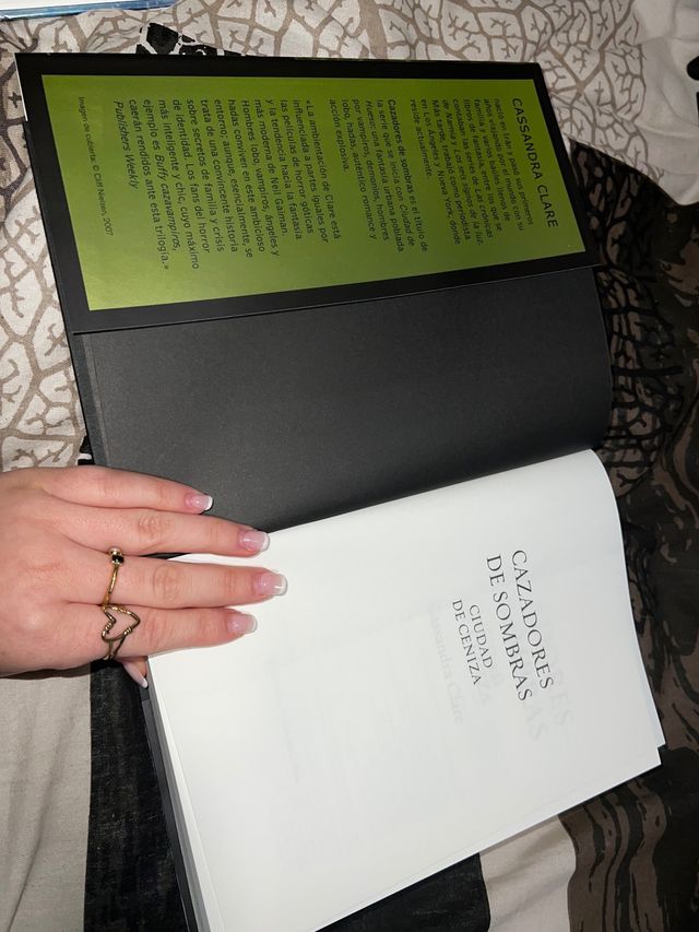 2 tomo: Ciudad de ceniza (Cazadores de sombras)