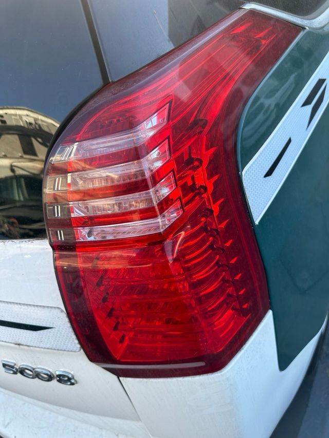 DESPIECE PEUGEOT 5008 AÑO 2015