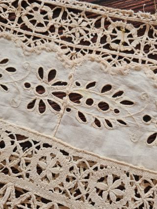 Fondo di una gonna antica