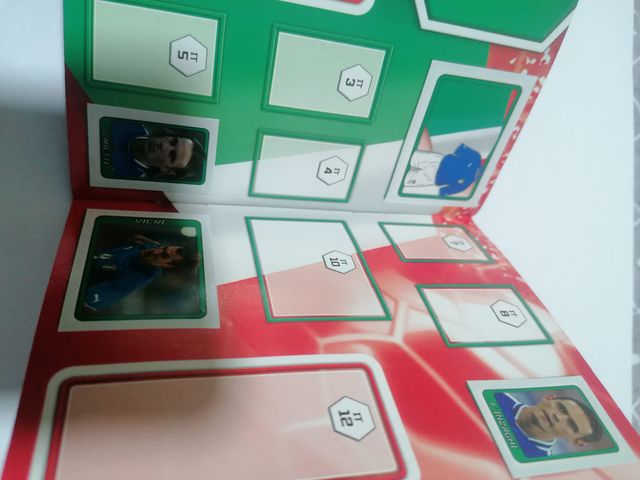 Mini álbum cromos Eurocopa 2004.