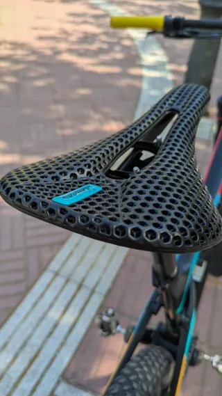 Canyon Lux CF SL 2020 mejorada