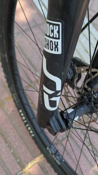 Canyon Lux CF SL 2020 mejorada