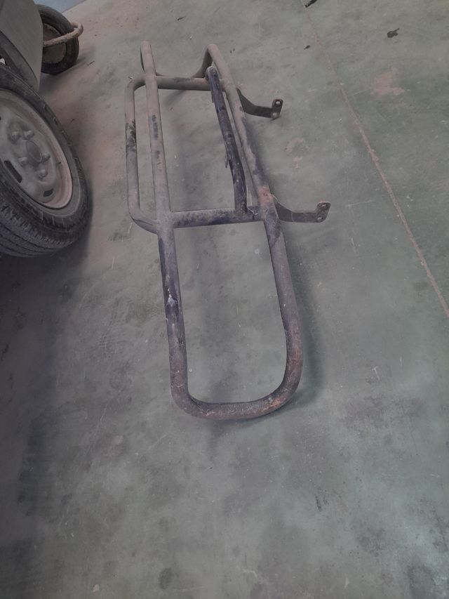 Defensa mitsubishi Montero