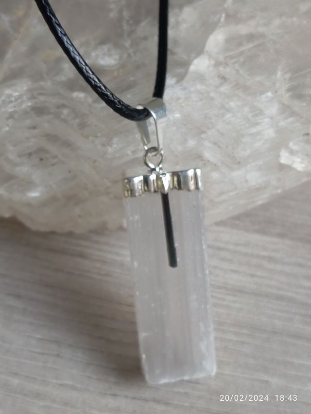 Colgantes de Shungita y otros varios baño plata