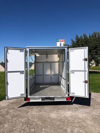 REMOLQUE TIENDA ALUMINIO AERODINAMICO