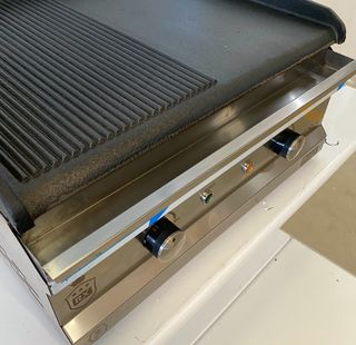 ✅ Plancha de Hierro Mitad Ranurada 50 cm