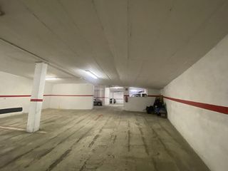 Garaje en venta en Centelles