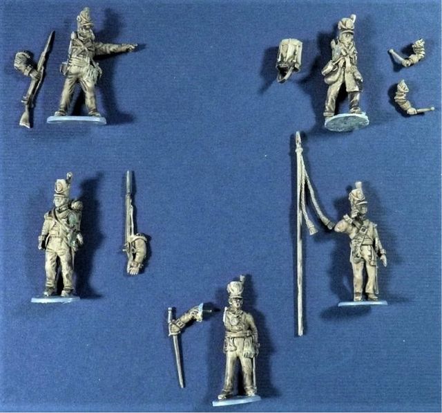 SOLDATINI FANTERIA INGLESE 1815, 28mm,METALLO