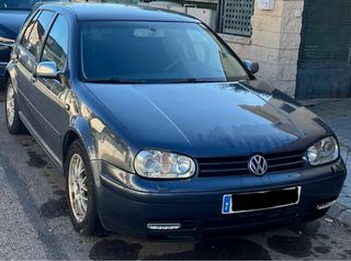 Volkswagen Golf 2003