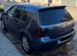 Volkswagen Golf 2003