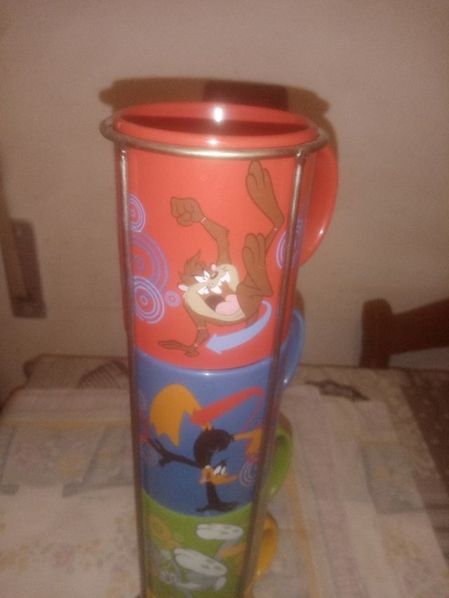 bicchieri Looney tunes con supporto