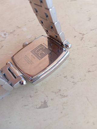 Reloj Guess Collection Swiss Made