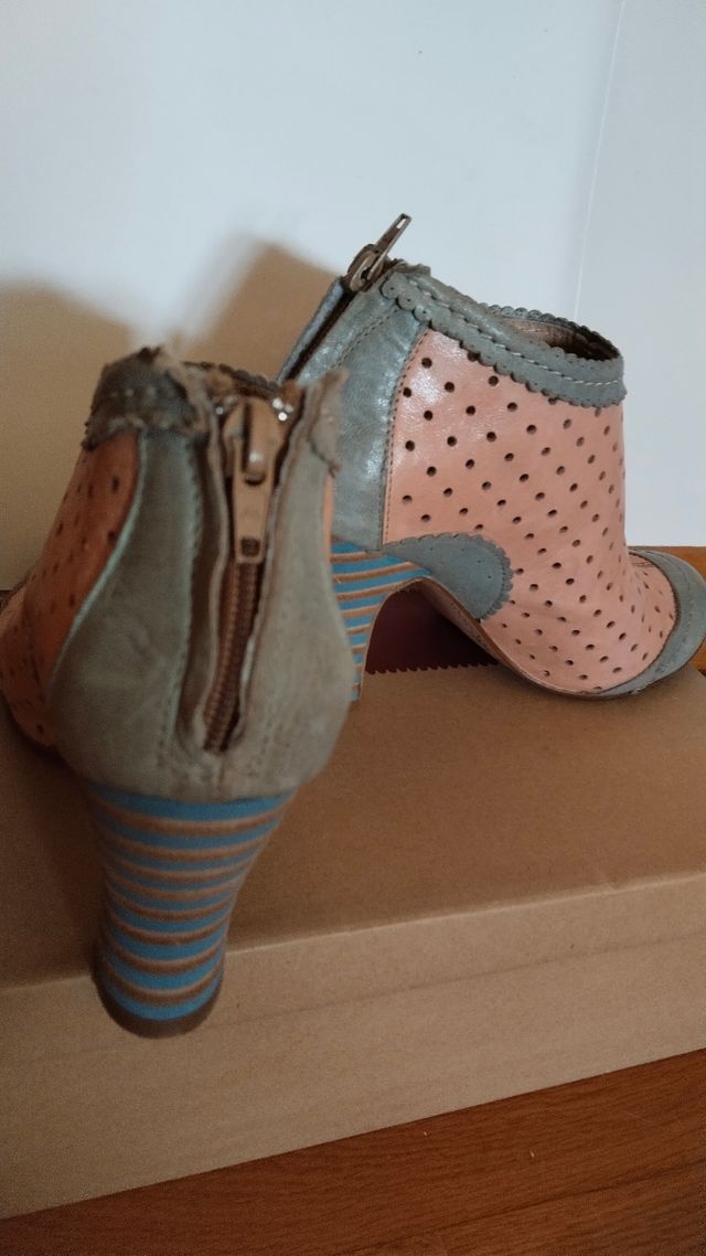 Zapato abotinado Gold Button N 38