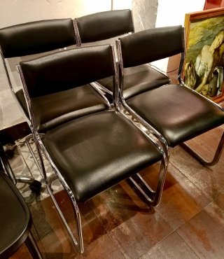 Silla cantilever tubular acero piel