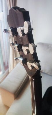 Guitarra eléctrica Yamaha AES 620