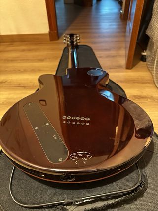 Guitarra eléctrica Yamaha AES 620