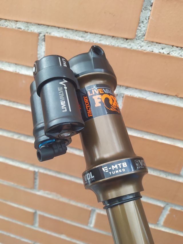 FOX Kashima 205x60mm LIVE IRD TRUNNION. E-Bike.MTB