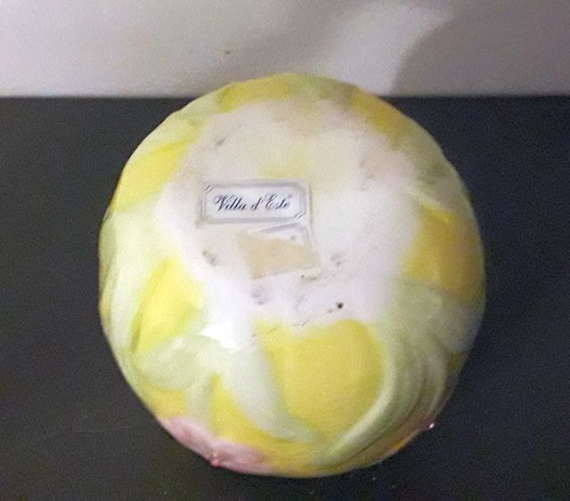 Uovo contenitore apribile in ceramica Villa D'Este