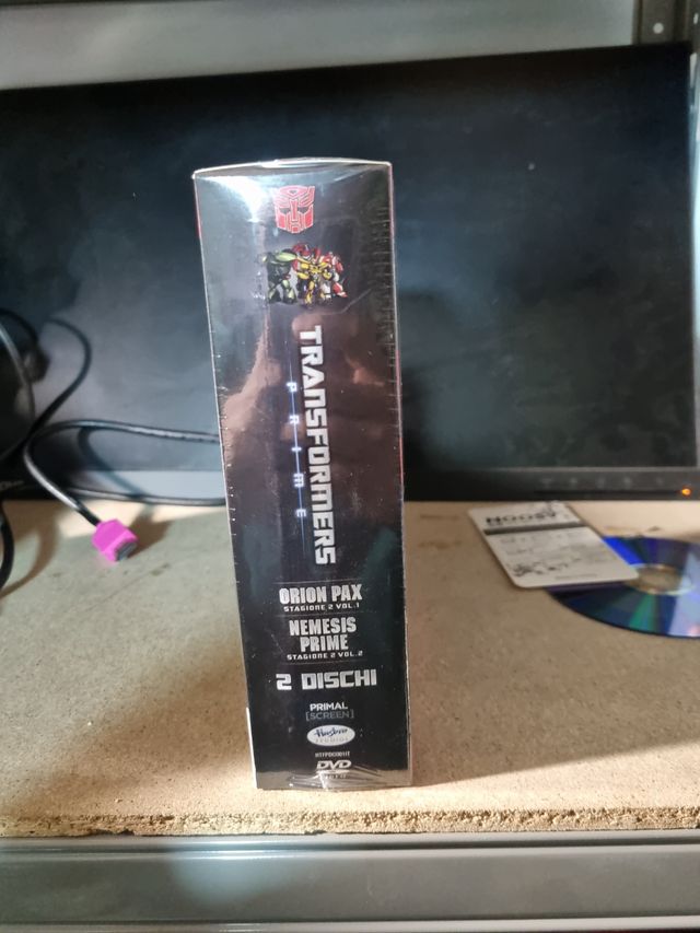 Kit 2dvd +robot transformers nuovo