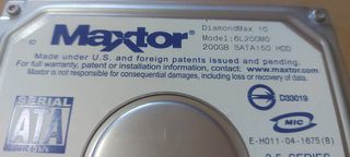 2 HDs Maxtor sata 200gb