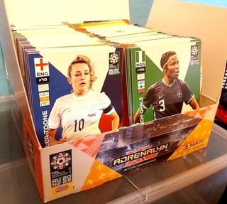 Lote 108 sin repetir Adrenalyn mundial femenino