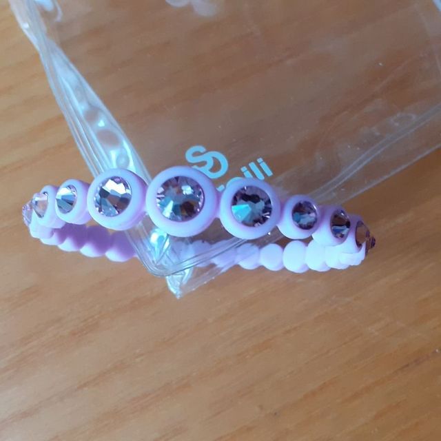 BRACCIALETTO IN SILICONE CON STRASS STROILI