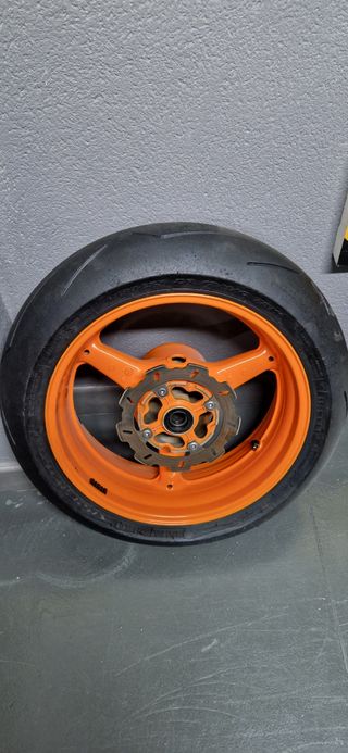 Llanta TRASERA CBR 1000 RR SC59 REPSOL