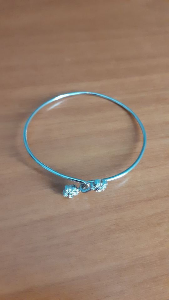 BRACCIALETTO RIGIDO DA DONNA IN ARGENTO E ZIRCONI