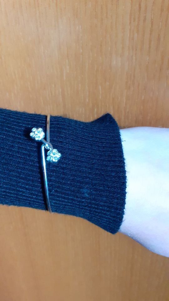 BRACCIALETTO RIGIDO DA DONNA IN ARGENTO E ZIRCONI