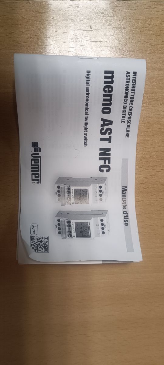 Interruptor crepuscular astronómico