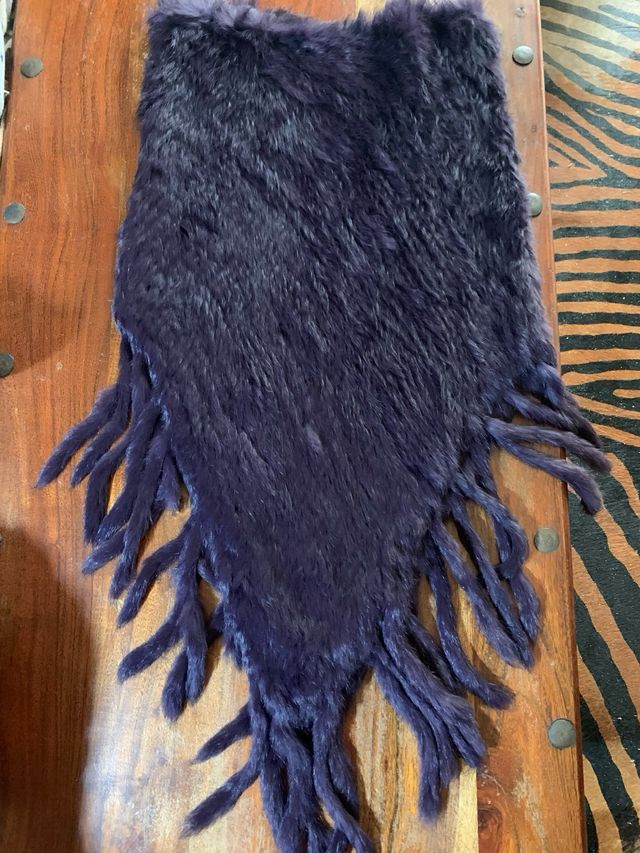 Poncho in lapin viola con frange