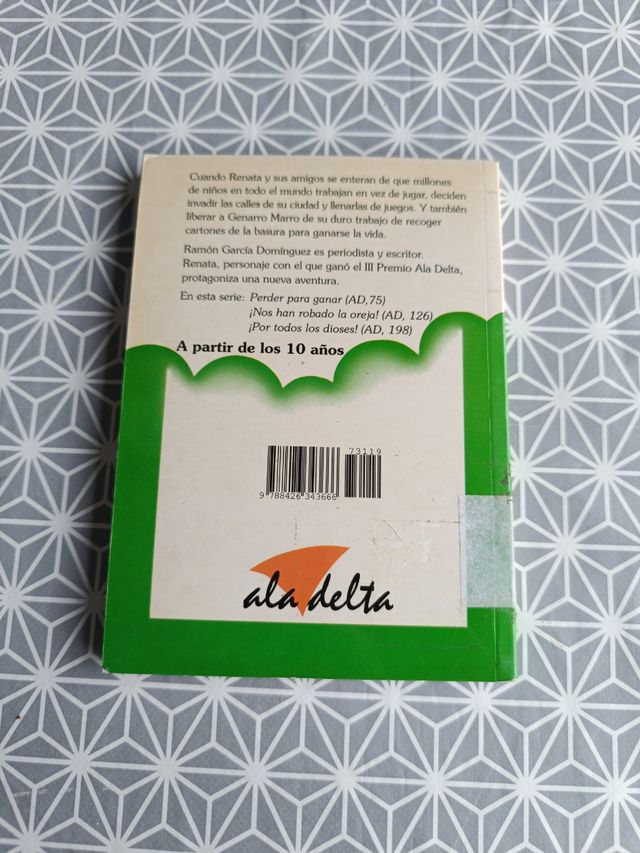 Libro Renata juega al marro