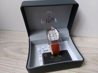 RELOJ DE PULSERA DOGMA
