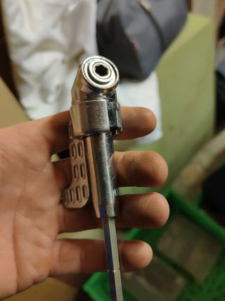 Atornillador en escuadra