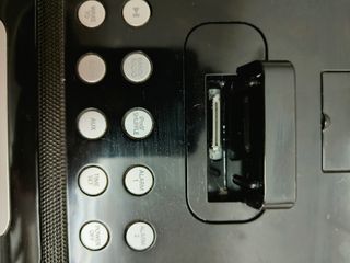ILuv i177 Hi-Fi Radio/Despertador para iPod/iPhone